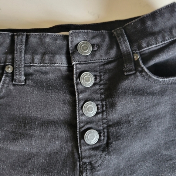 Lauren Conrad High Waisted Shorts - Picture 4 of 4